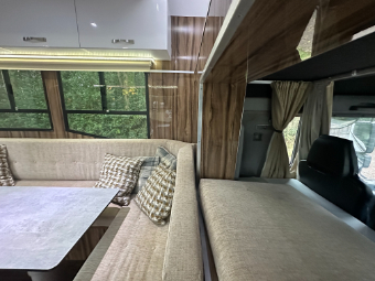 MAN 12-tonne Luxury build - 4 large stalls. Sleeps 5/6.