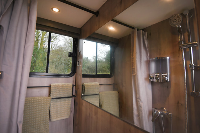 New-build Luxury 18-tonne DAF EQ-built Horsebox with Side &amp; Rear Ramps - 8 stall / 4 berth