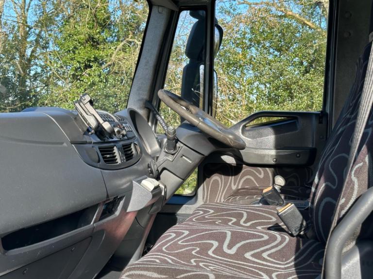 Lovely 7.5 tonne 4-Stall Work Truck with big Payload