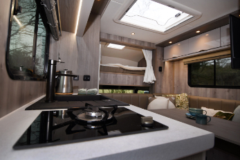 Luxury 18-tonne DAF EQ-built Horsebox with Side &amp; Rear Ramps - 7-8 stall / 4 berth