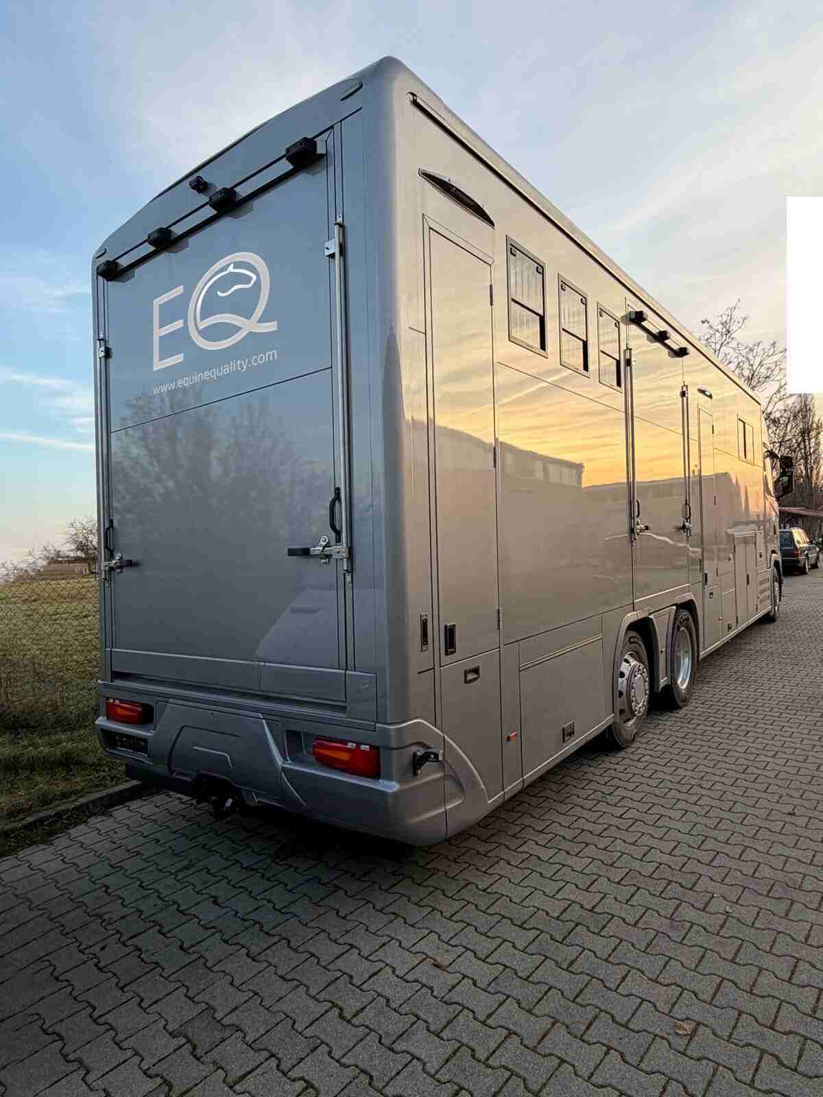 New build LHD Scania S460 Premium Luxury 26-tonne EQ-built horsebox. 6 stall / 6 berth (copy)