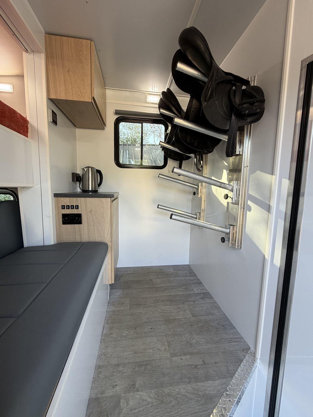 New build Volvo Luxury Work Truck 18-tonne 8 stall / 2 berth