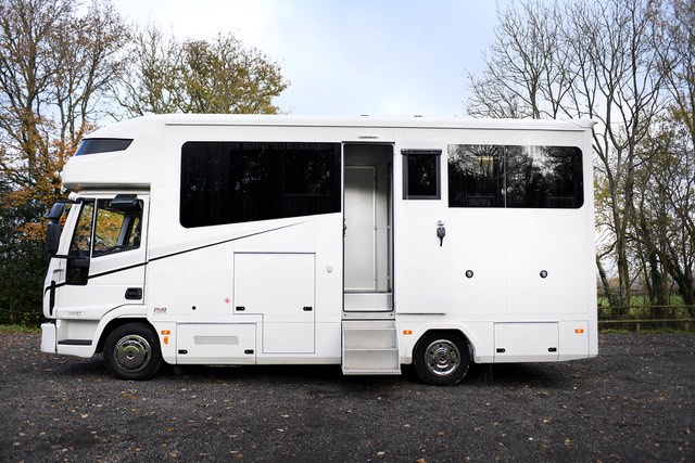 Lovely Coach-built PRB 7.5-tonne Horsebox