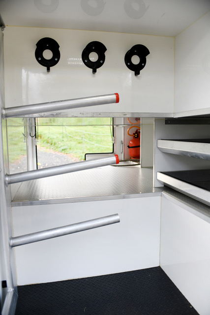 Lovely Coach-built PRB 7.5-tonne Horsebox