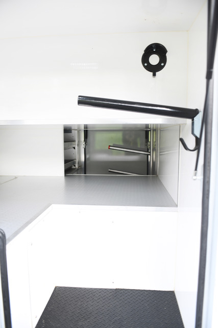 Lovely Coach-built PRB 7.5-tonne Horsebox