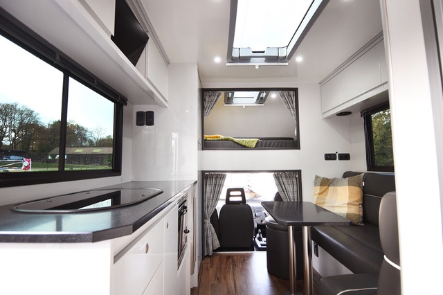 Lovely Coach-built PRB 7.5-tonne Horsebox