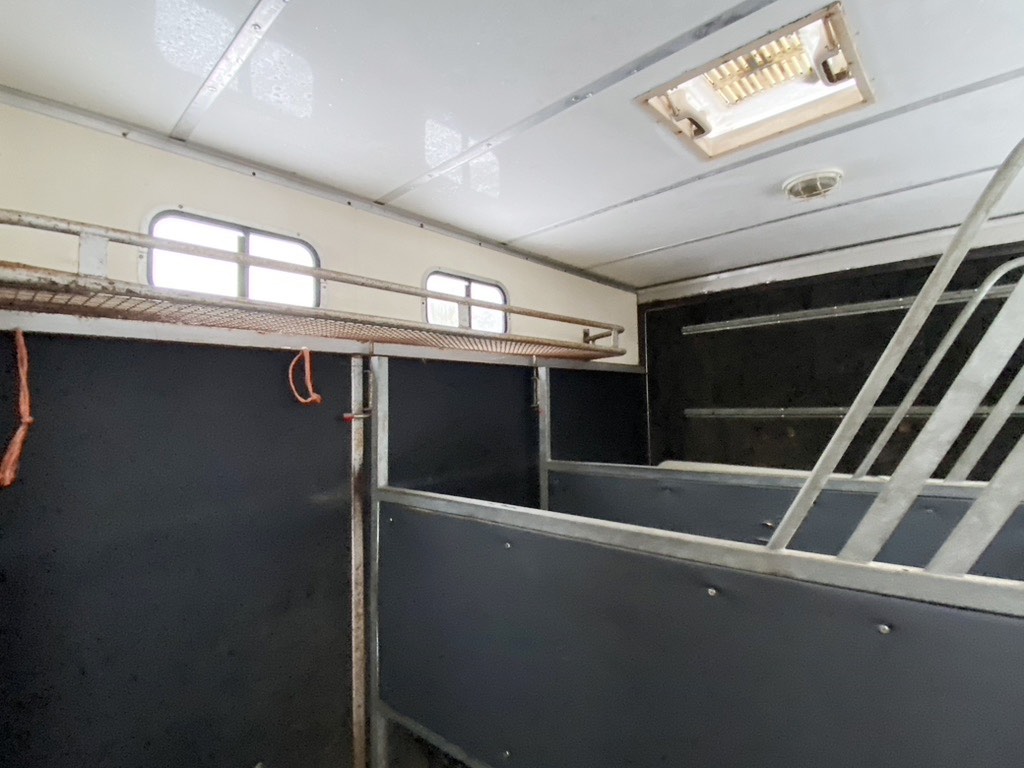 Bargain Equicruiser 7.5-tonne Horsebox