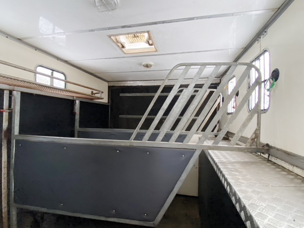 Bargain Equicruiser 7.5-tonne Horsebox
