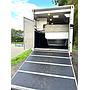 Bargain DAF 18-tonne horsebox. 6-berth. 5 big stalls.