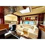 Luxury 2010 10-tonne Lehel 3 large stalls, 6-berth, Automatic Horsebox
