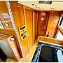 Luxury 2010 10-tonne Lehel 3 large stalls, 6-berth, Automatic Horsebox