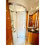 Luxury 2010 10-tonne Lehel 3 large stalls, 6-berth, Automatic Horsebox