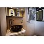 Luxury 18-tonne Scania EQ-built horsebox. 5 stall / 6 berth